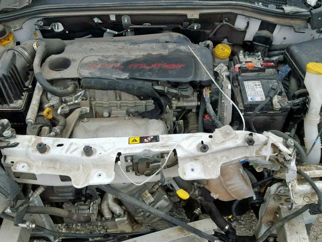 ZFBERFAB6H6E98203 - 2017 RAM PROMASTER 白色 照片 7