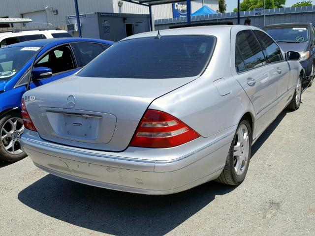 WDBNG75JXYA071724 - 2000 MERCEDES-BENZ S 500 CHARCOAL photo 4