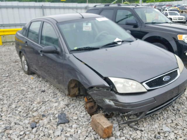 1FAHP34N67W324847 - 2007 FORD FOCUS ZX4 GRAY photo 1