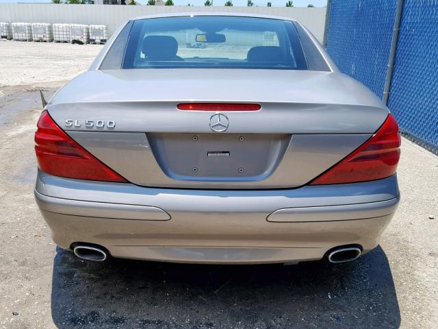 WDBSK75FX4F064363 - 2004 MERCEDES-BENZ SL 500 SILVER photo 9