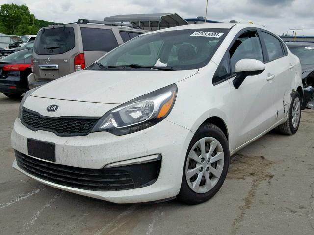 KNADM4A31G6636825 - 2016 KIA RIO LX WHITE photo 2