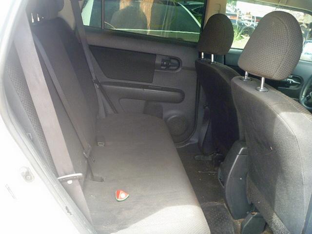 JTLZE4FE8A1111303 - 2010 TOYOTA SCION XB 银色 照片 6