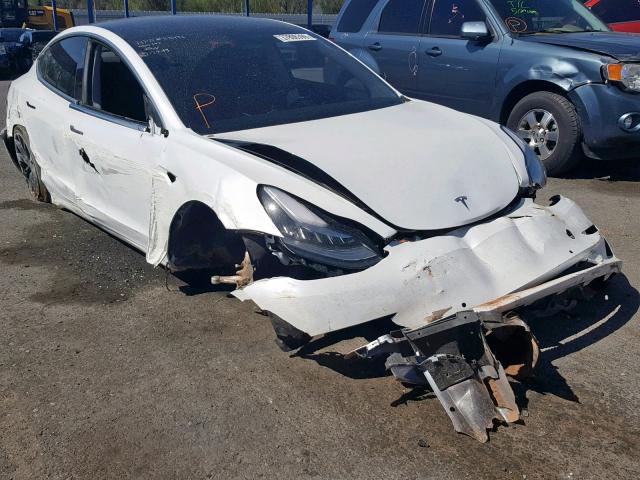 5YJ3E1EA3JF046656 - 2018 TESLA MODEL 3 WHITE photo 1