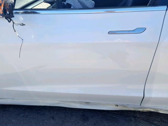 5YJ3E1EA3JF046656 - 2018 TESLA MODEL 3 WHITE photo 10