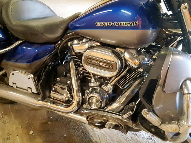 1HD1KED12HB661798 - 2017 HARLEY-DAVIDSON FLHTK ULTR TWO TONE photo 7