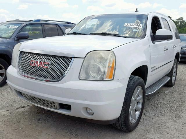 1GKS2EEF3BR125770 - 2011 GMC YUKON DENA WHITE photo 2