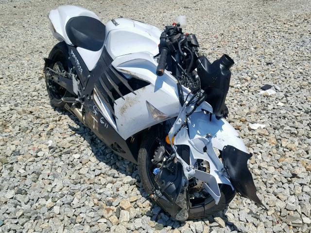 JKBZXNE14DA011056 - 2013 KAWASAKI ZX1400 E WHITE photo 1