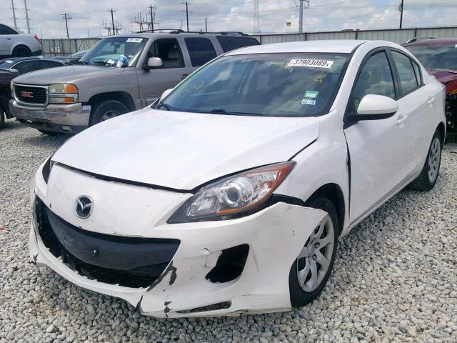 JM1BL1TF2D1847933 - 2013 MAZDA 3 I WHITE photo 2