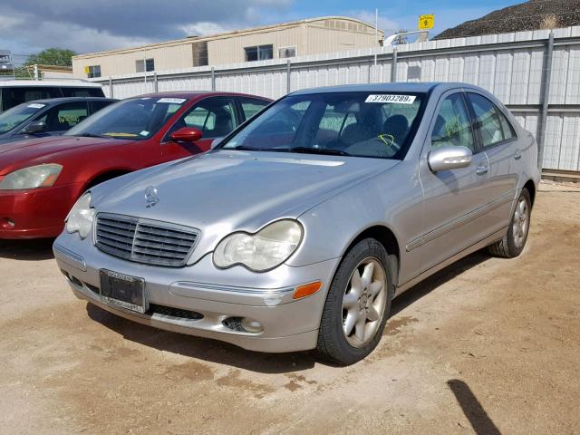 WDBRF61J54E018193 - 2004 MERCEDES-BENZ C 240 SILVER photo 2