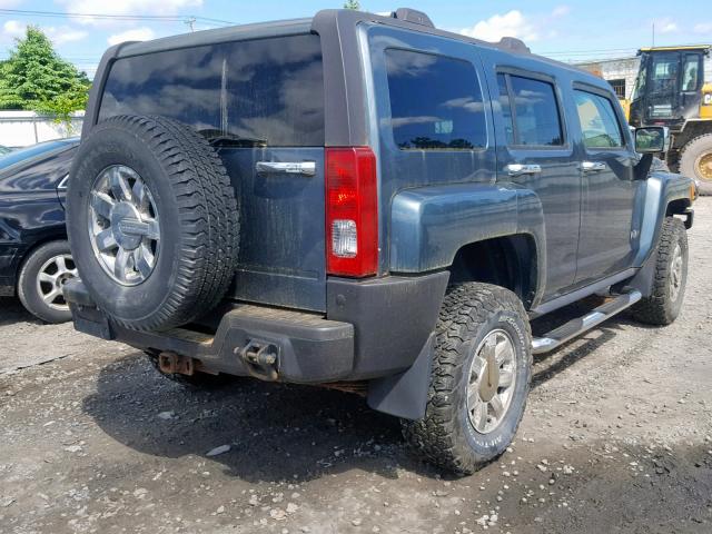 5GTDN136168171495 - 2006 HUMMER H3 GRAY photo 4