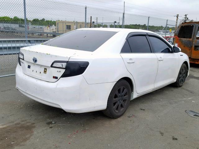 4T1BD1FK3CU005004 - 2012 TOYOTA CAMRY HYBR WHITE photo 4