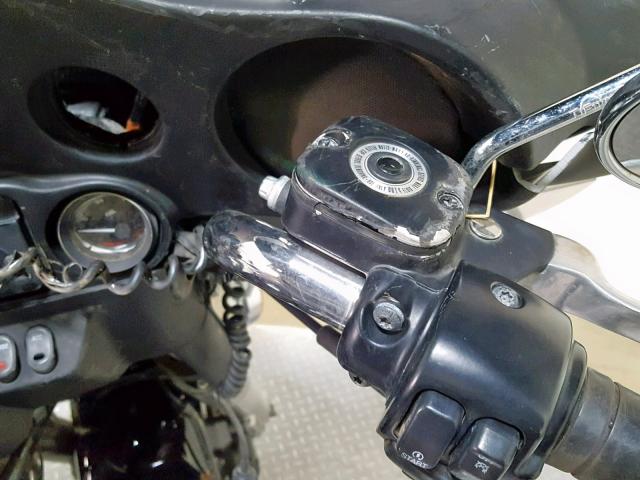 1HD1FCW116Y710313 - 2006 HARLEY-DAVIDSON FLHTCUI BLACK photo 16