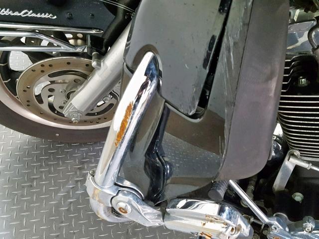 1HD1FCW116Y710313 - 2006 HARLEY-DAVIDSON FLHTCUI BLACK photo 19
