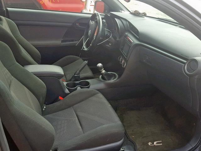 JTKJF5C78C3043778 - 2012 TOYOTA SCION TC GRAY photo 5