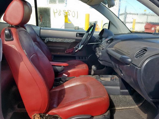 3VWSF31Y29M409380 - 2009 VOLKSWAGEN NEW BEETLE ვერცხლისფერი ფოტო 5