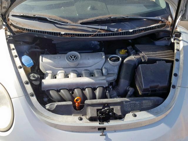 3VWSF31Y29M409380 - 2009 VOLKSWAGEN NEW BEETLE ვერცხლისფერი ფოტო 7
