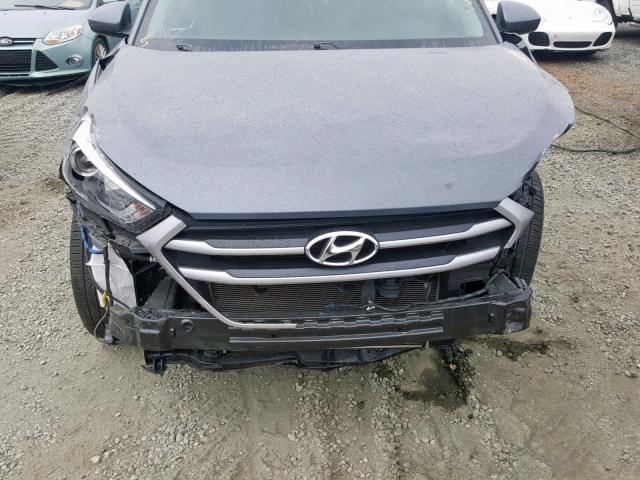 KM8J23A48HU538365 - 2017 HYUNDAI TUCSON SE GRAY photo 7