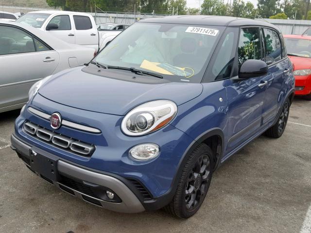 ZFBCFADH7JZ041307 - 2018 FIAT 500L TREKK BLUE photo 2