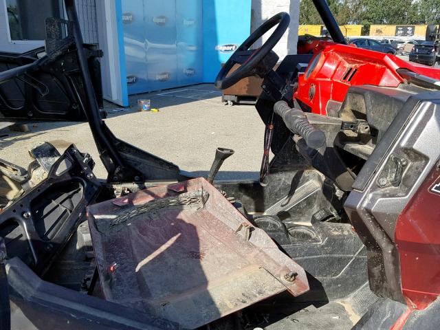 3NSVFE998HF799105 - 2017 POLARIS RZR XP 4 1 RED photo 5