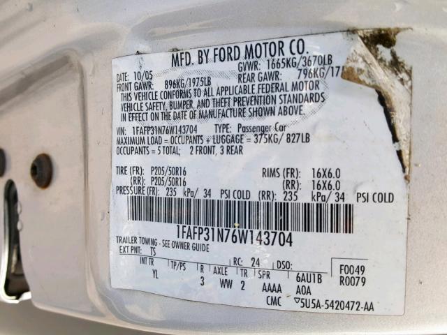 1FAFP31N76W143704 - 2006 FORD FOCUS ZX3 SILVER photo 10