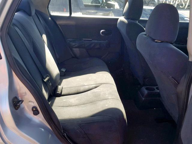 3N1BC11E69L390993 - 2009 NISSAN VERSA S SILVER photo 6