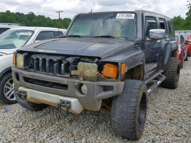 5GTEN13E398159929 - 2009 HUMMER H3 BLACK photo 2