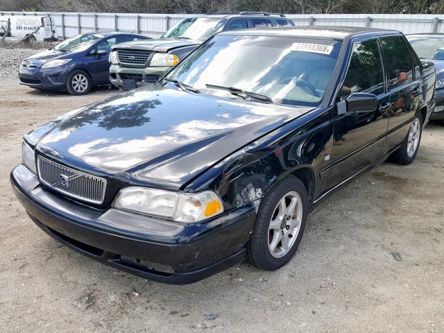 YV1LS55A3X1565637 - 1999 VOLVO S70 BLACK photo 2