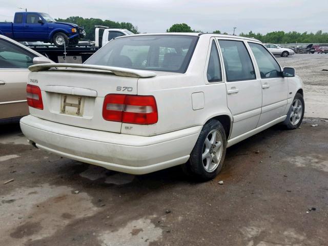 YV1LS5646W1448481 - 1998 VOLVO S70 GLT WHITE photo 4