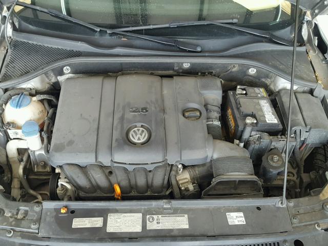 1VWAP7A36DC050212 - 2013 VOLKSWAGEN PASSAT S SILVER photo 7