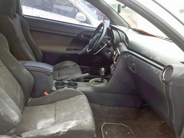 JTKJF5C72B3018485 - 2011 TOYOTA SCION TC თეთრი ფოტო 5