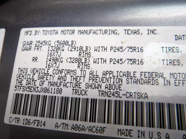 5TFSX5EN3JX061180 - 2018 TOYOTA TACOMA ACC ვერცხლისფერი ფოტო 10