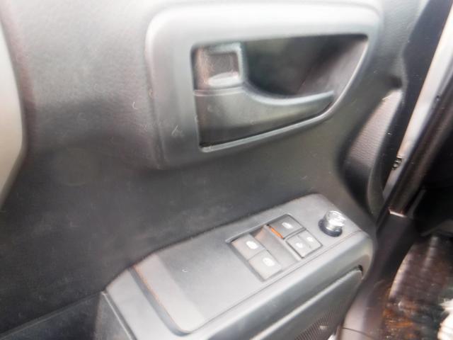 5TFSX5EN3JX061180 - 2018 TOYOTA TACOMA ACC ვერცხლისფერი ფოტო 9