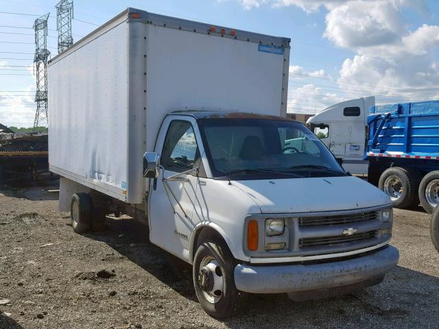 1GBJG31R311118221 - 2001 CHEVROLET EXPRESS CU WHITE photo 1