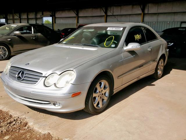 WDBTJ65J24F073614 - 2004 MERCEDES-BENZ CLK 320C SILVER photo 2