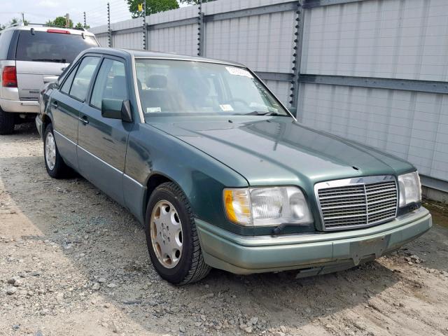 WDBEA32E4RC148224 - 1994 MERCEDES-BENZ E 320 GREEN photo 1