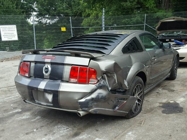 1ZVFT82H055209684 - 2005 FORD MUSTANG GT CHARCOAL photo 4