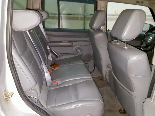 1J8HG48P47C528505 - 2007 JEEP COMMANDER SILVER photo 6