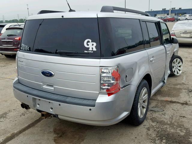 2FMGK5BC1BBD20485 - 2011 FORD FLEX SE SILVER photo 4