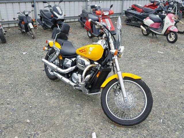 JH2RC44082M615771 - 2002 HONDA VT750 DC YELLOW photo 1