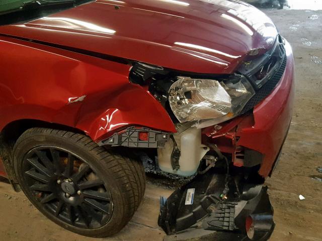 1FAHP3GN5AW137246 - 2010 FORD FOCUS SES RED photo 9