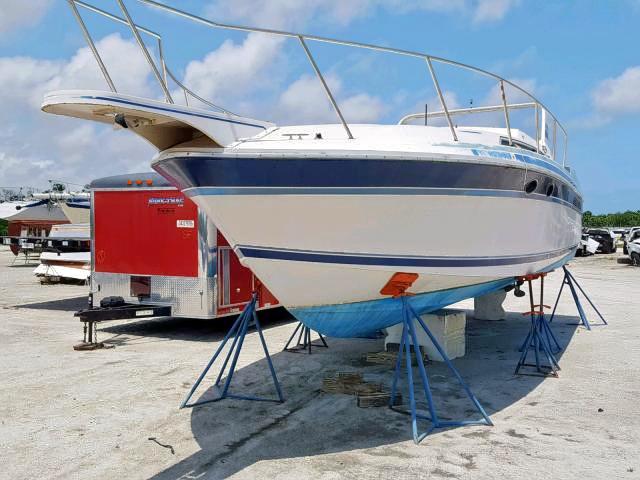 WELC5215A989 - 1989 WELLS CARGO BOAT ONLY TWO TONE photo 2