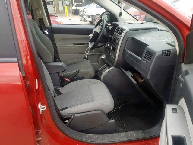 1J8FT47W57D124070 - 2007 JEEP COMPASS RED photo 5