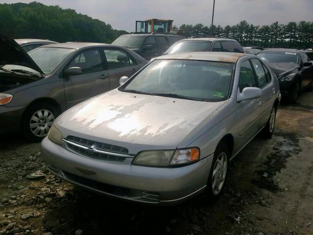 1N4DL01DXXC127394 - 1999 NISSAN ALTIMA XE SILVER photo 2