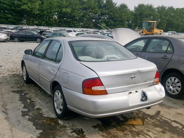 1N4DL01DXXC127394 - 1999 NISSAN ALTIMA XE SILVER photo 3