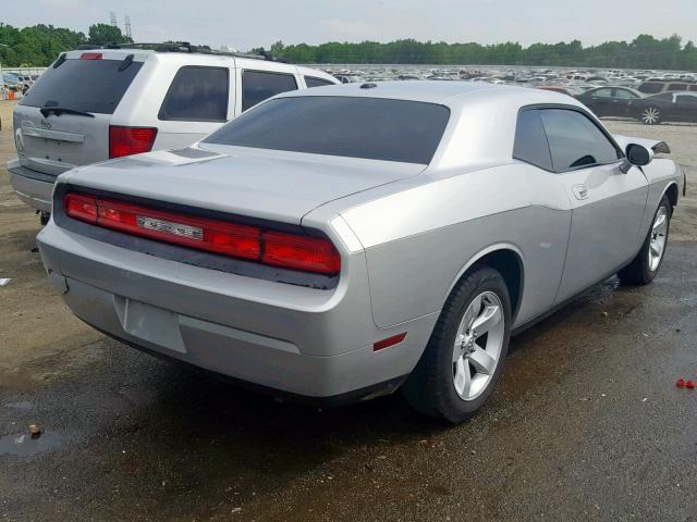 2B3CJ4DVXAH281942 - 2010 DODGE CHALLENGER SILVER photo 4