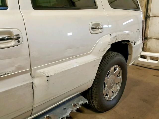 1GYEK63NX3R298688 - 2003 CADILLAC ESCALADE L WHITE photo 10