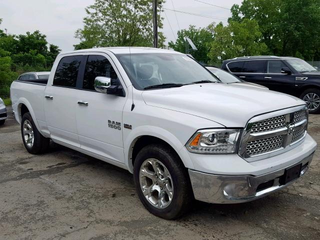 1C6RR7VT8JS162612 - 2018 RAM 1500 LARAM WHITE photo 1