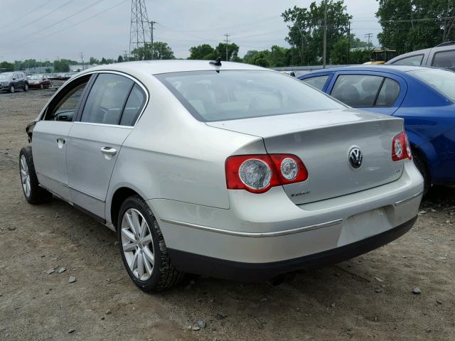 WVWJK7AN8AE096661 - 2010 VOLKSWAGEN PASSAT KOM SILVER photo 3