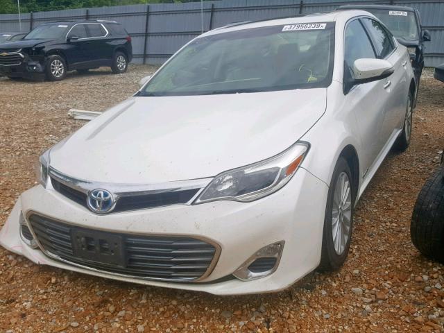 4T1BD1EB1DU015131 - 2013 TOYOTA AVALON HYB WHITE photo 2