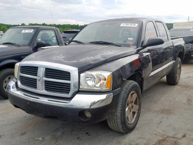 1D7HE58N86S644740 - 2006 DODGE DAKOTA QUA BLACK photo 2